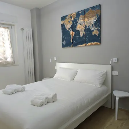 Quarto em Acomodações Particulares Rose - Stazione Bari