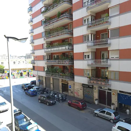 Quarto em Acomodações Particulares Rose - Stazione Bari