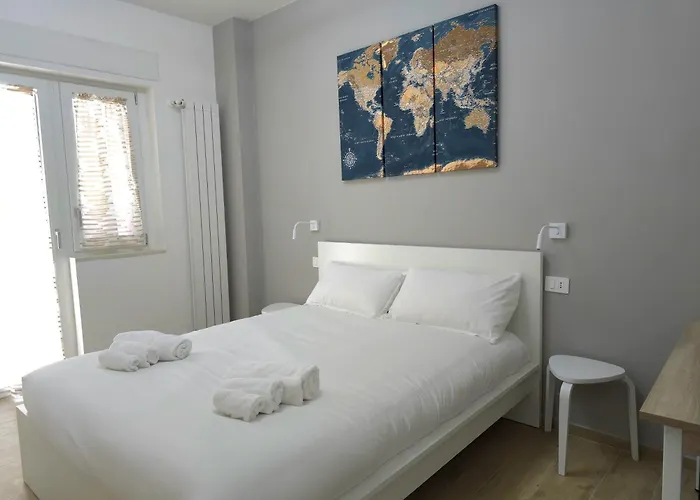 Rum i privatbostad Rose - Stazione Bari